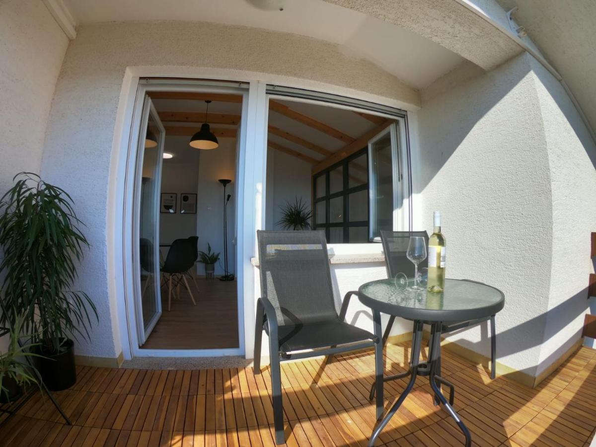 Sun-Drenched Apartment "The View" Задар Екстериор снимка